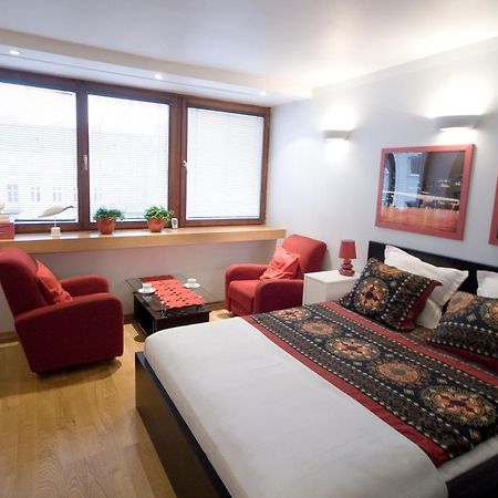 Warsawrent Hit Apartments Rum bild